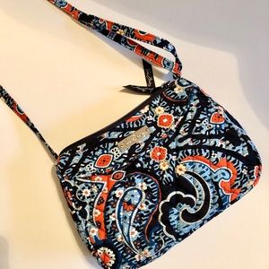 Vera Bradly cross body purse